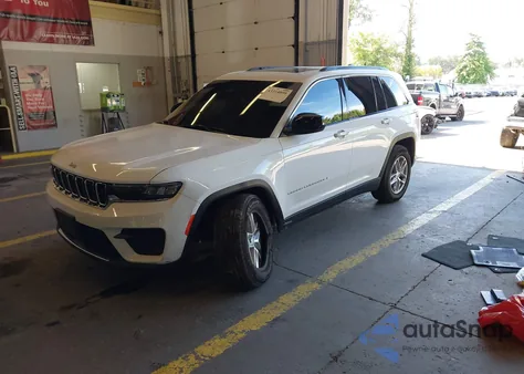 2024 Jeep Grand Cherokee Laredo X 4X4 из США, поврежденный, VIN 1C4RJHAG3RC215964